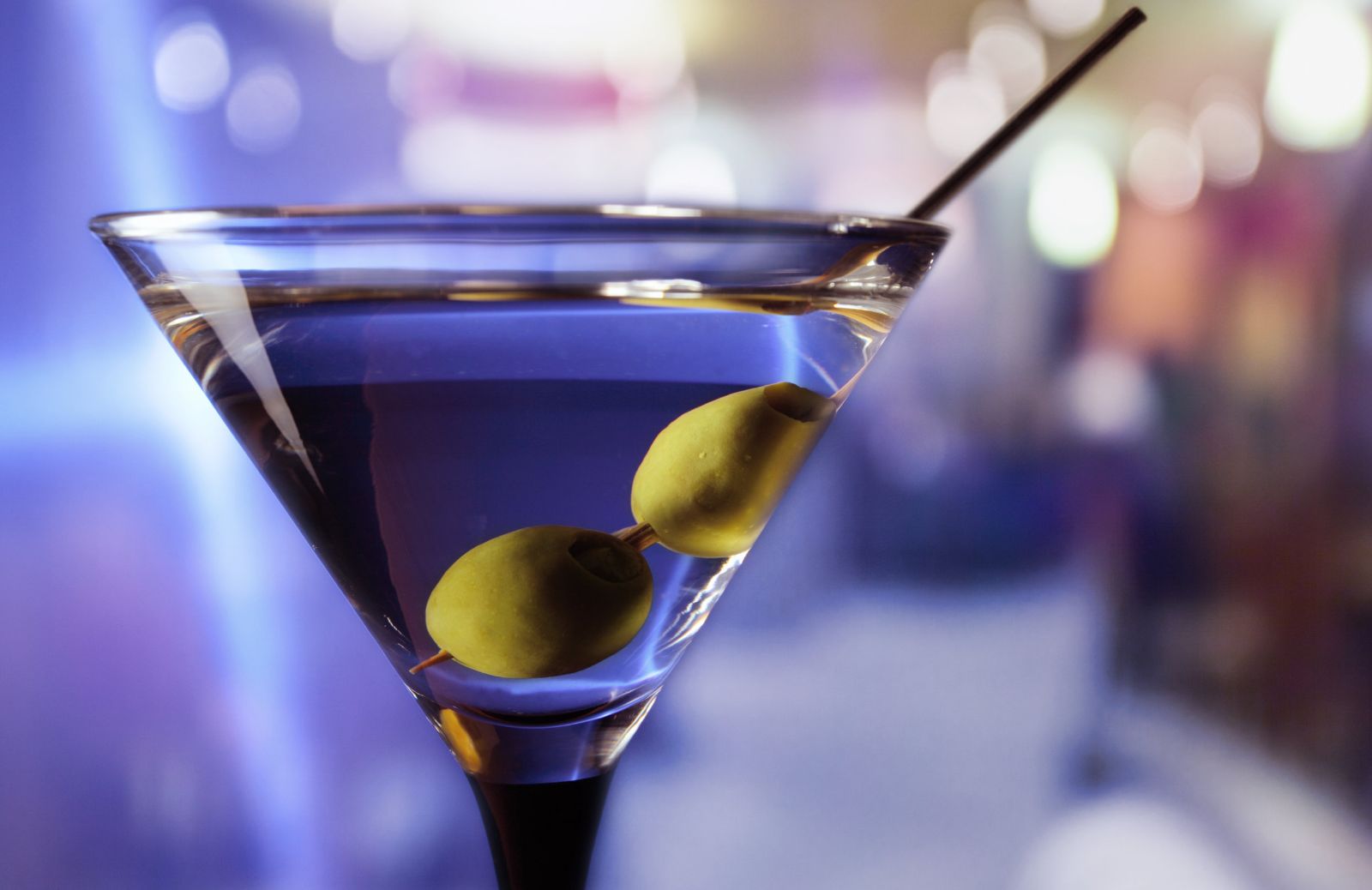 Martini e James Bond: fenomenologia di un cocktail entrato nel mito