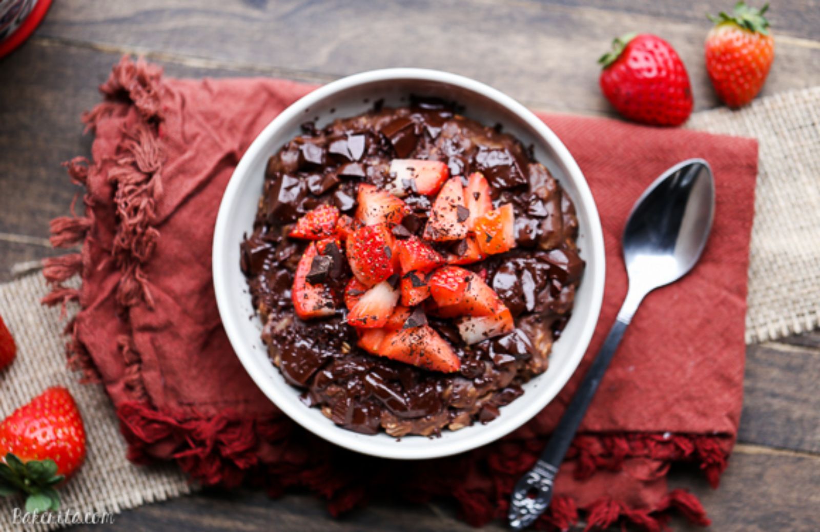 Come fare il porridge cioccolato e fragole