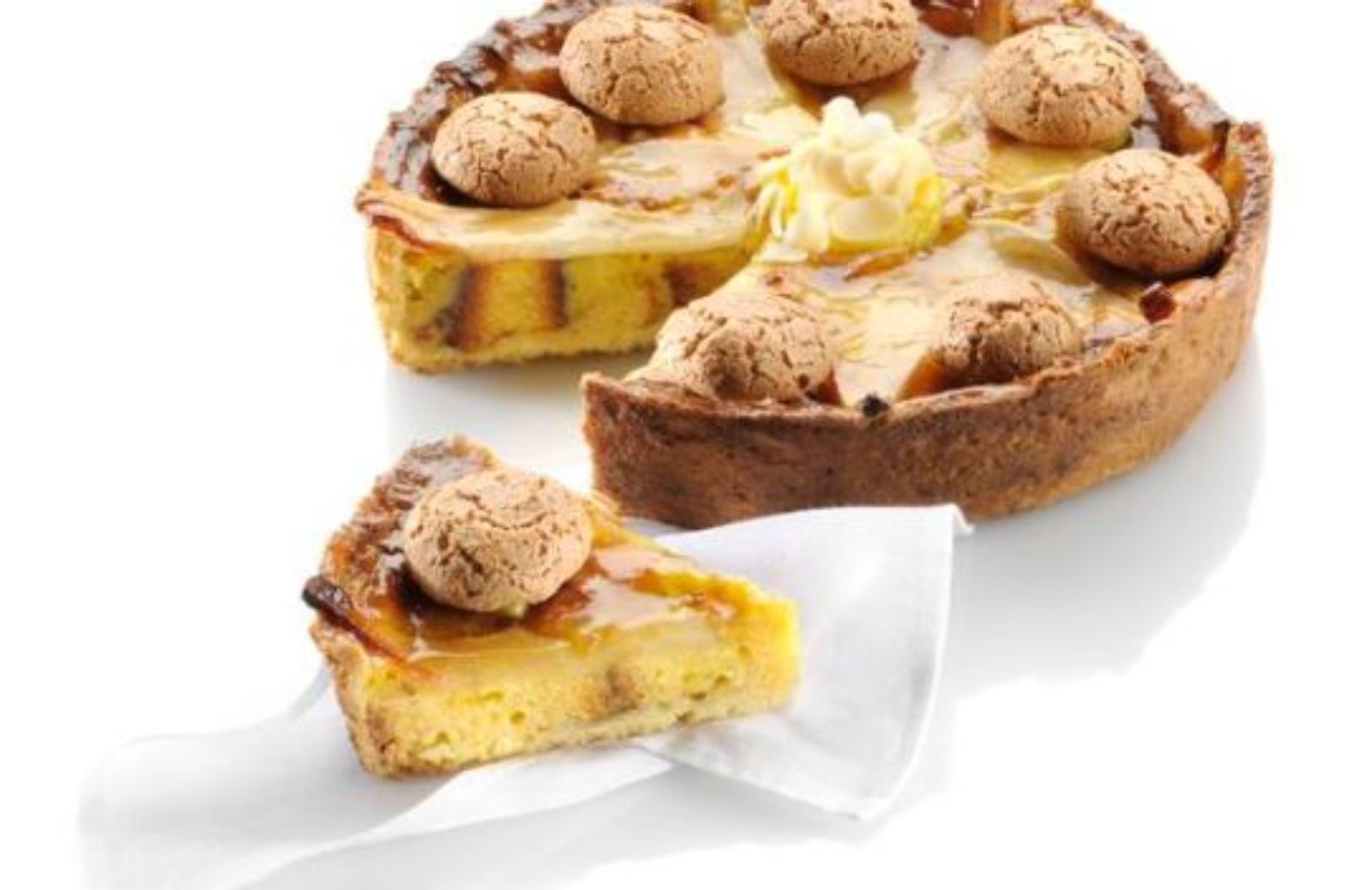 Come fare la crostata di pere e amaretti