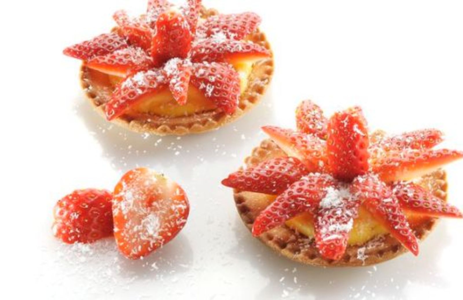 Come fare le crostatine di fragole alla crema di cocco