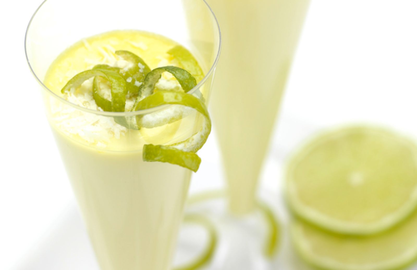 Come fare un dessert al limoncello