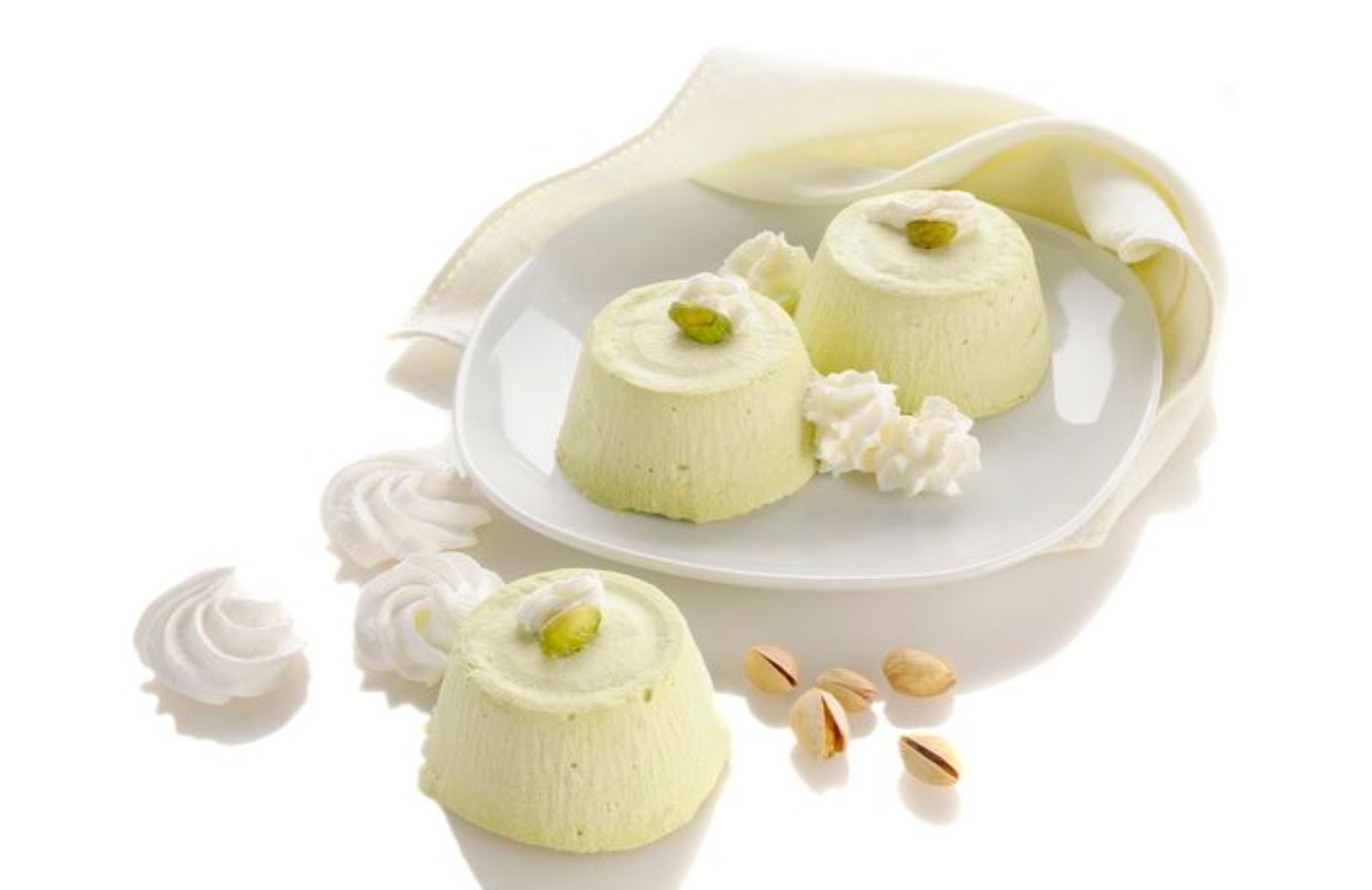 Come fare un semifreddo alla crema di pistacchi