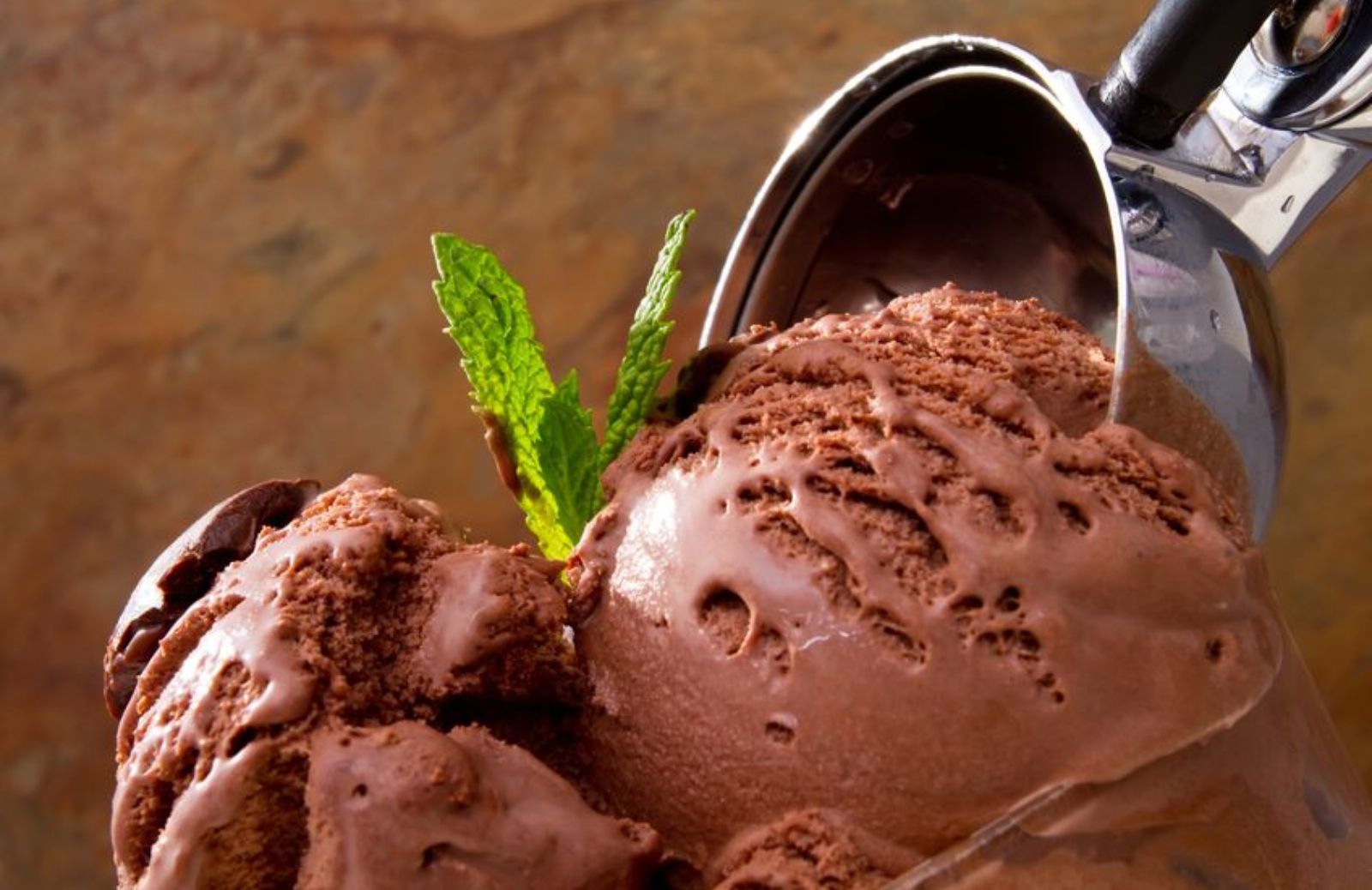 La ricetta del gelato al cioccolato da preparare con il Bimby