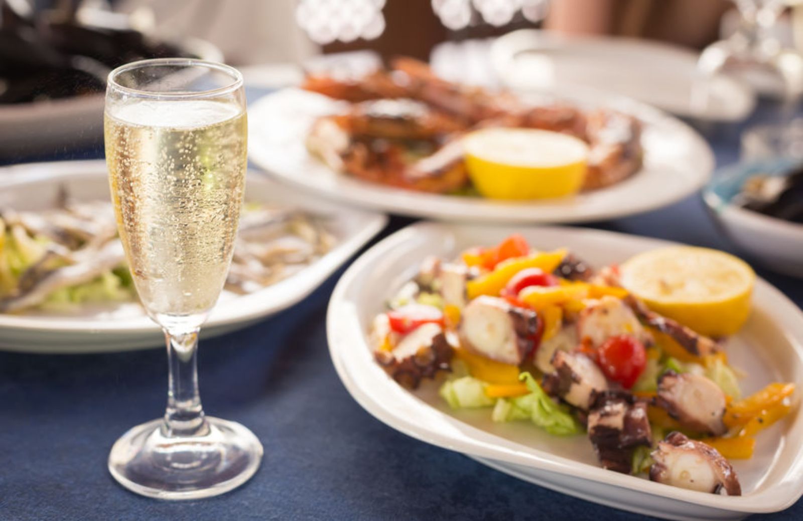 Champagne, gli abbinamenti gastronomici più sfiziosi