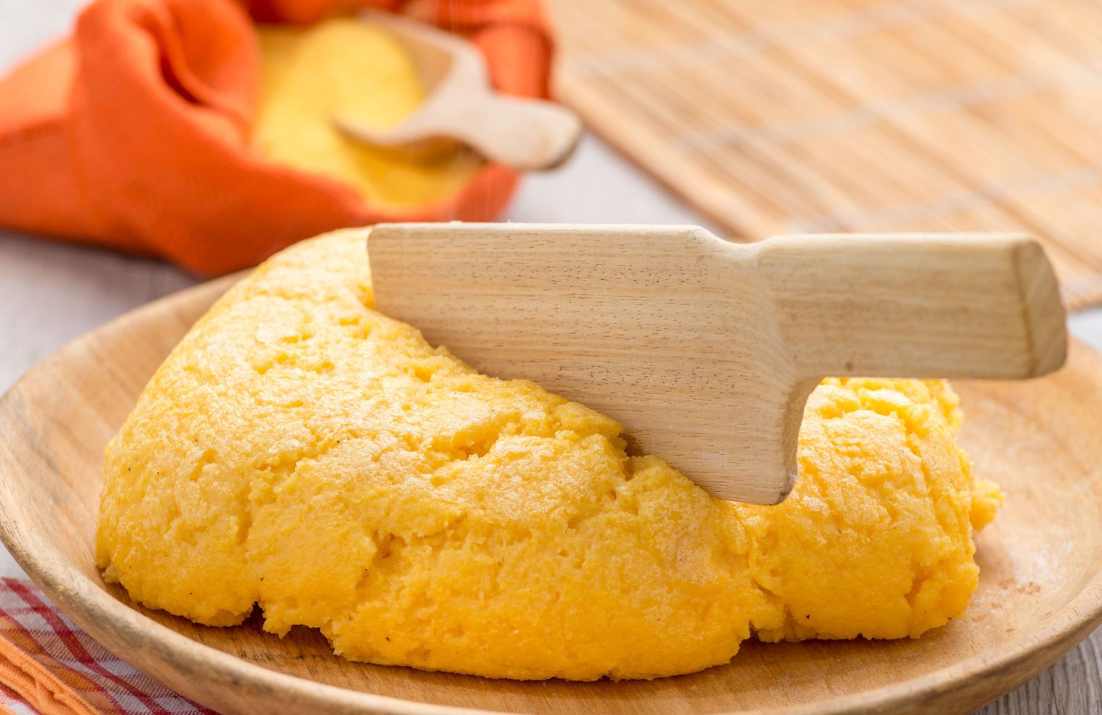 Come fare la polenta perfetta (la ricetta originale!)