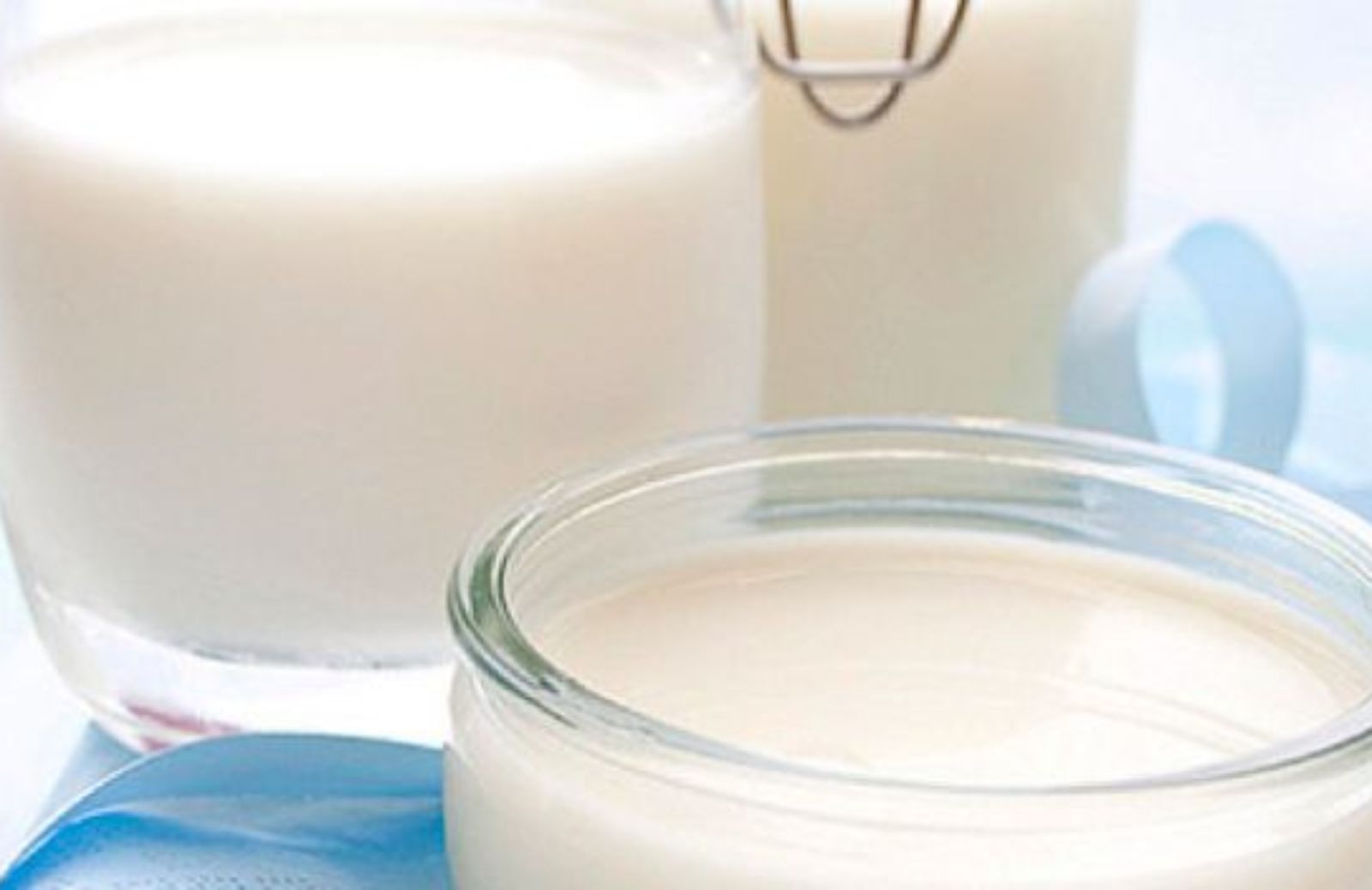 Come preparare il latte di mandorle in casa