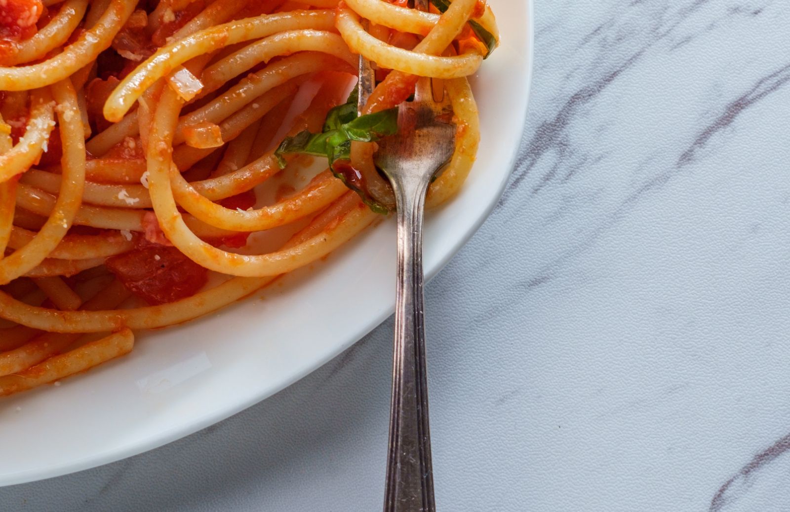 Come si fanno gli spaghetti all'amatriciana