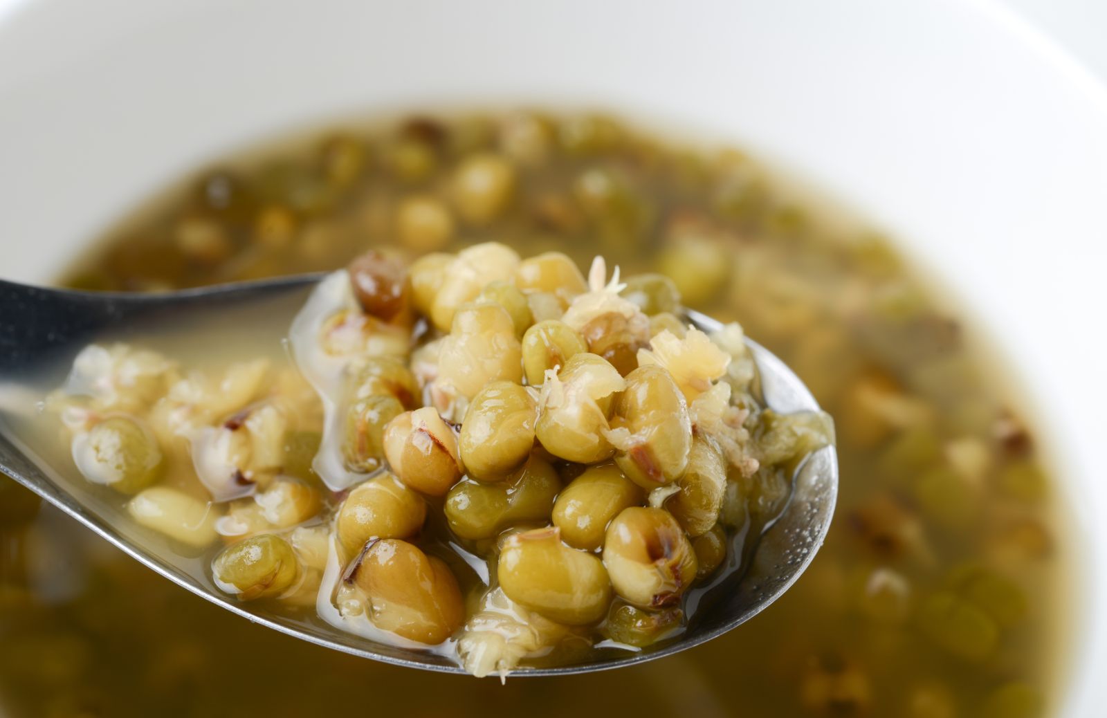 Ricette con i fagioli mung: la zuppa ayurveda
