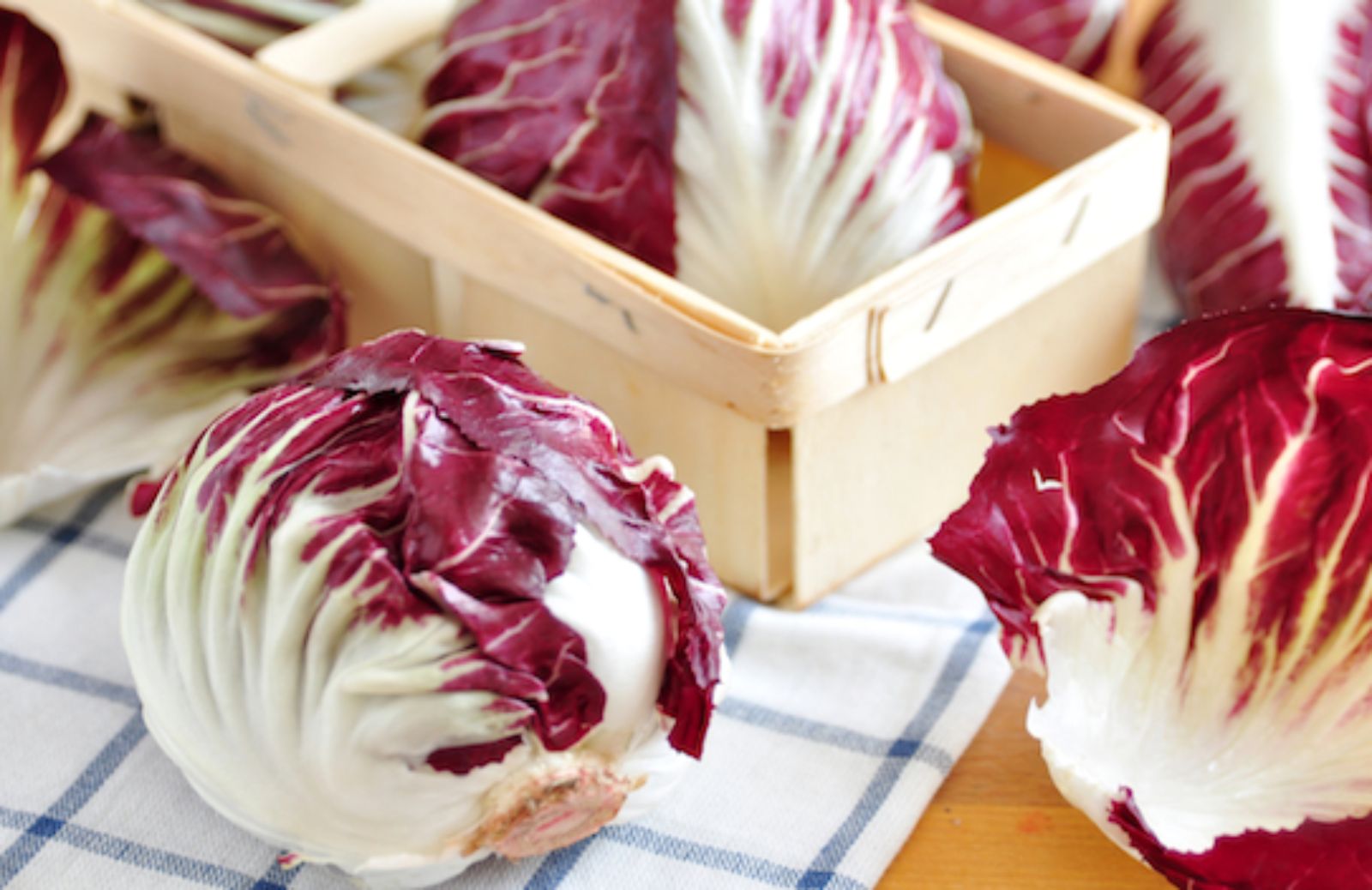 Come fare le polpette di radicchio e ricotta