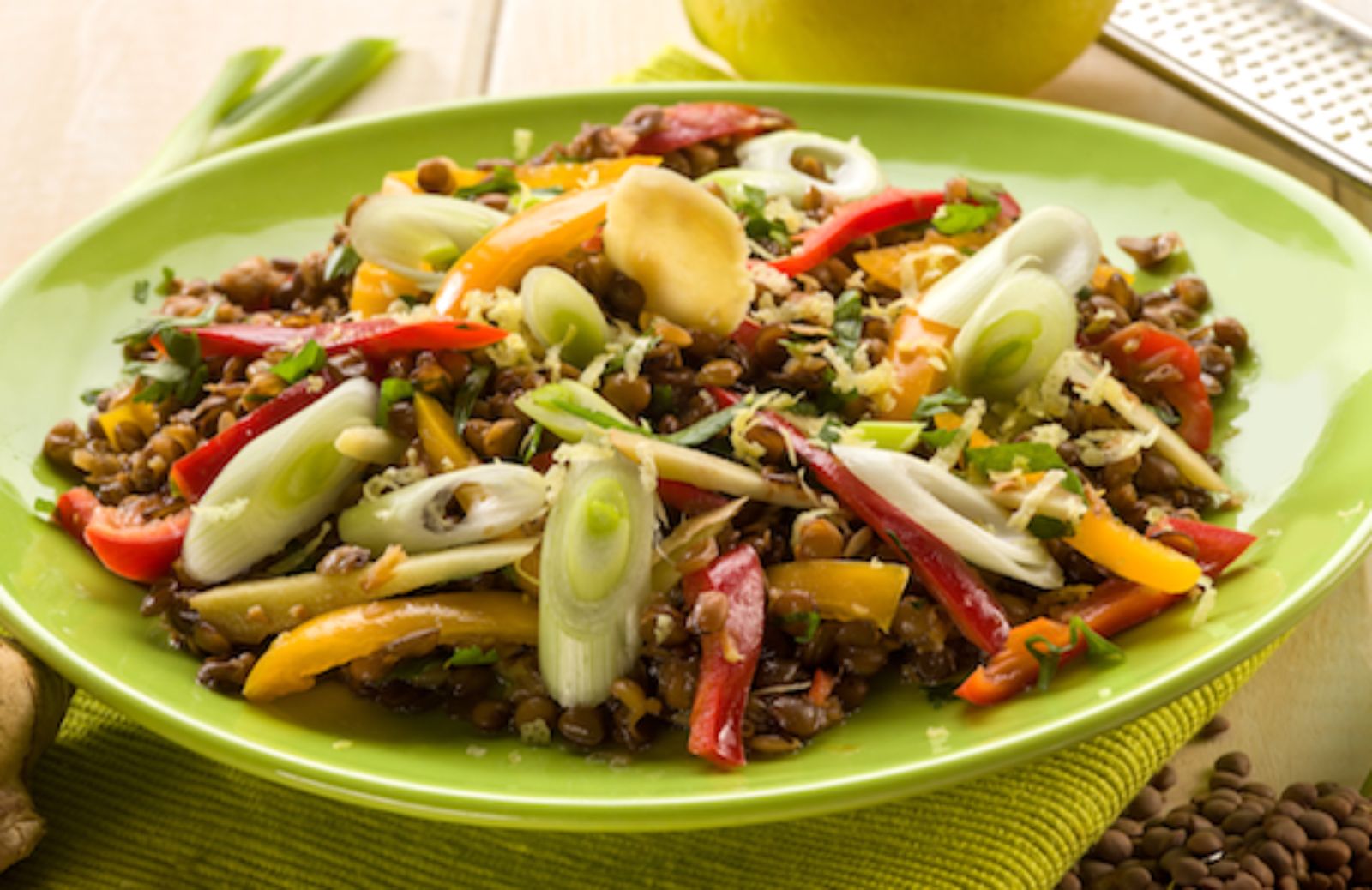 Come preparare un'insalata mista di lenticchie