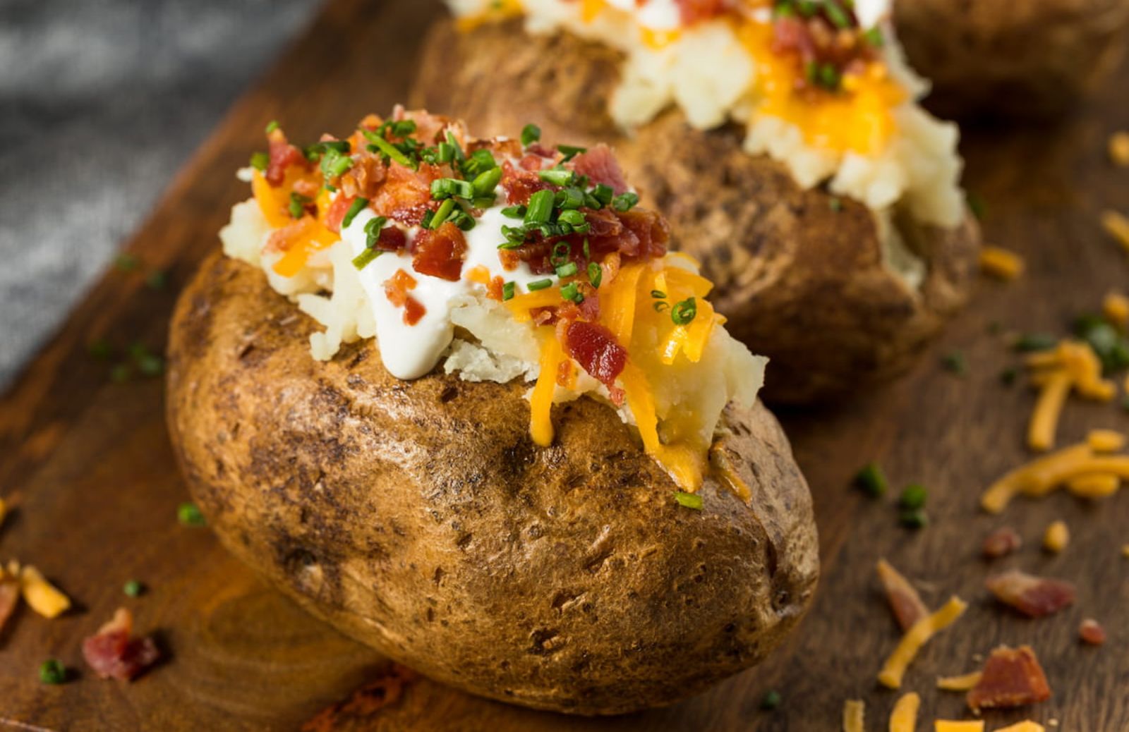 Jacket potato: la ricetta delle patate farcite inglesi