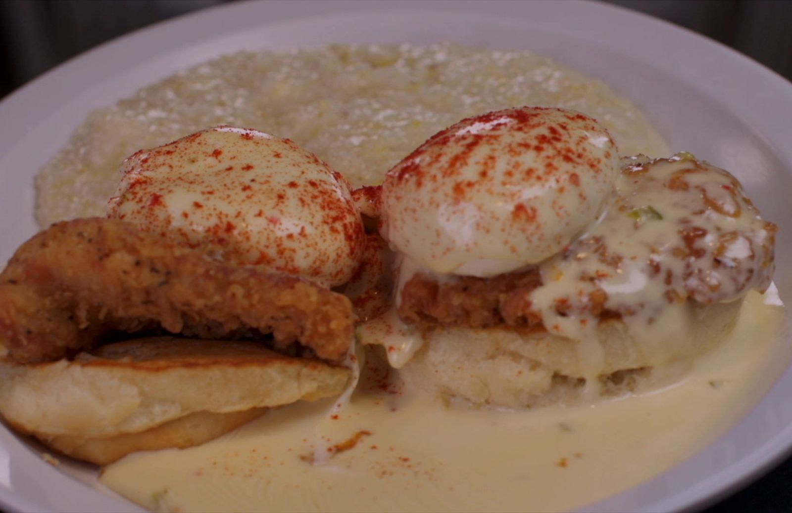 Fried Chicken Benedict: una supercolazione all'americana