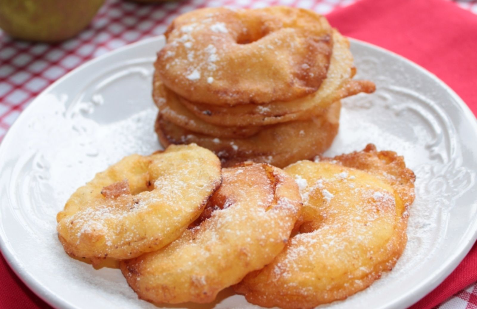 Frittelle di Mele: tutto il sapore del carnevale Trentino