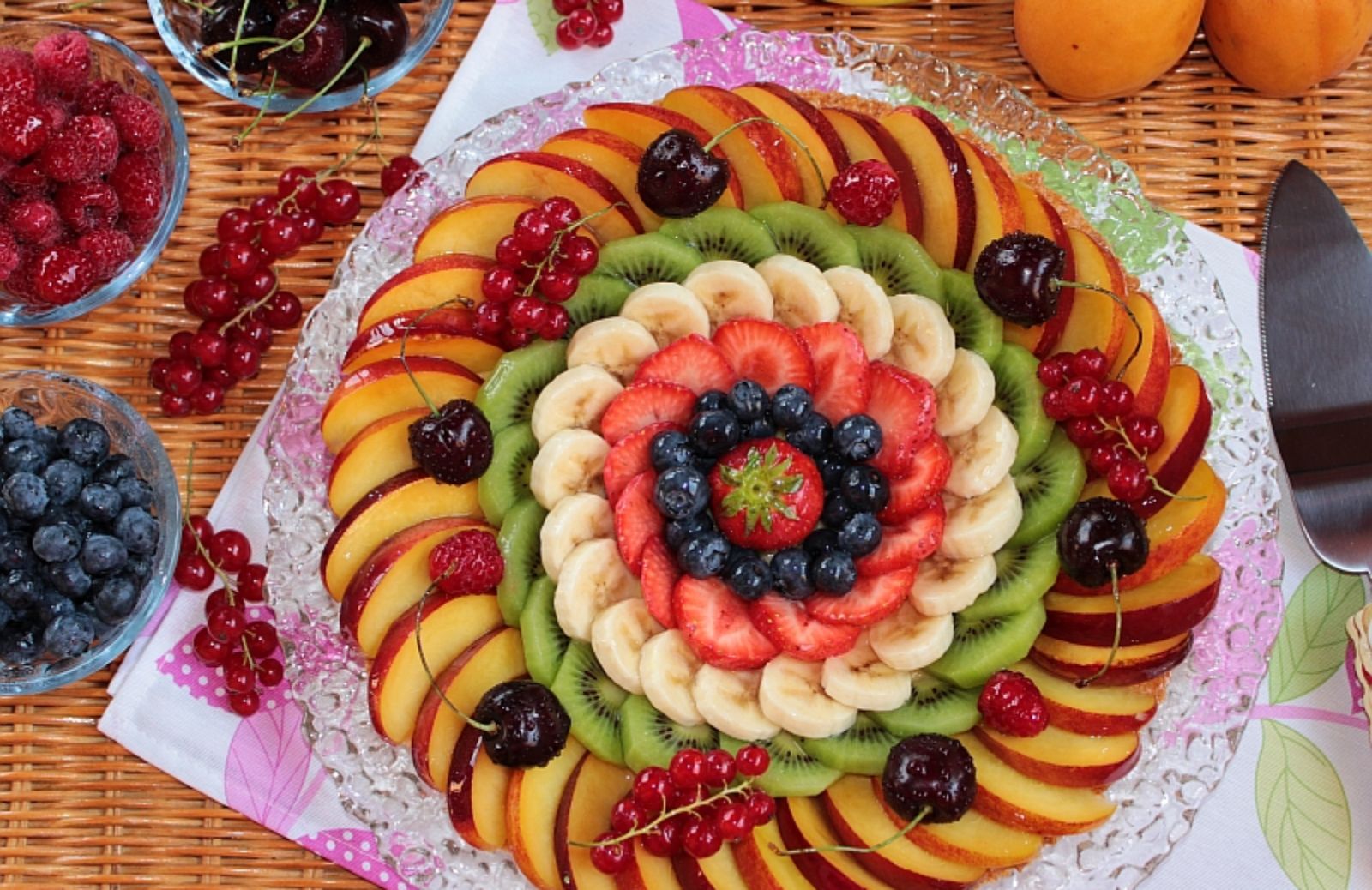 Crostata di frutta: sapori e profumi di una torta senza tempo