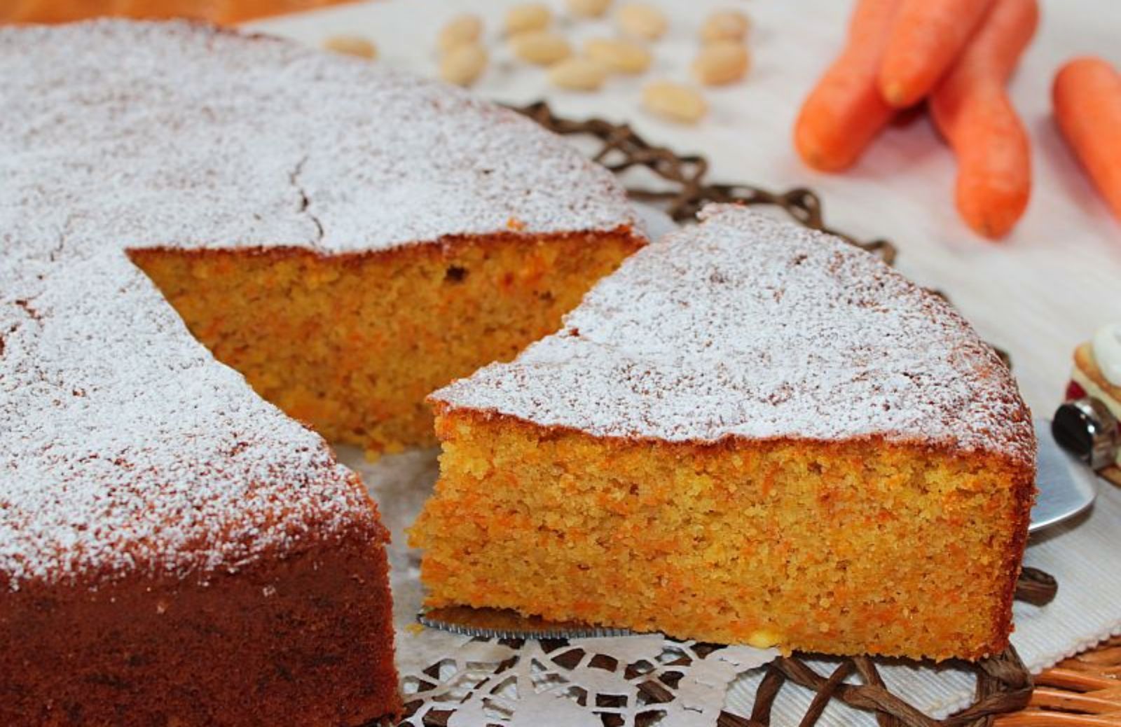 Torta di carote: la morbidezza di un dolce molto amato