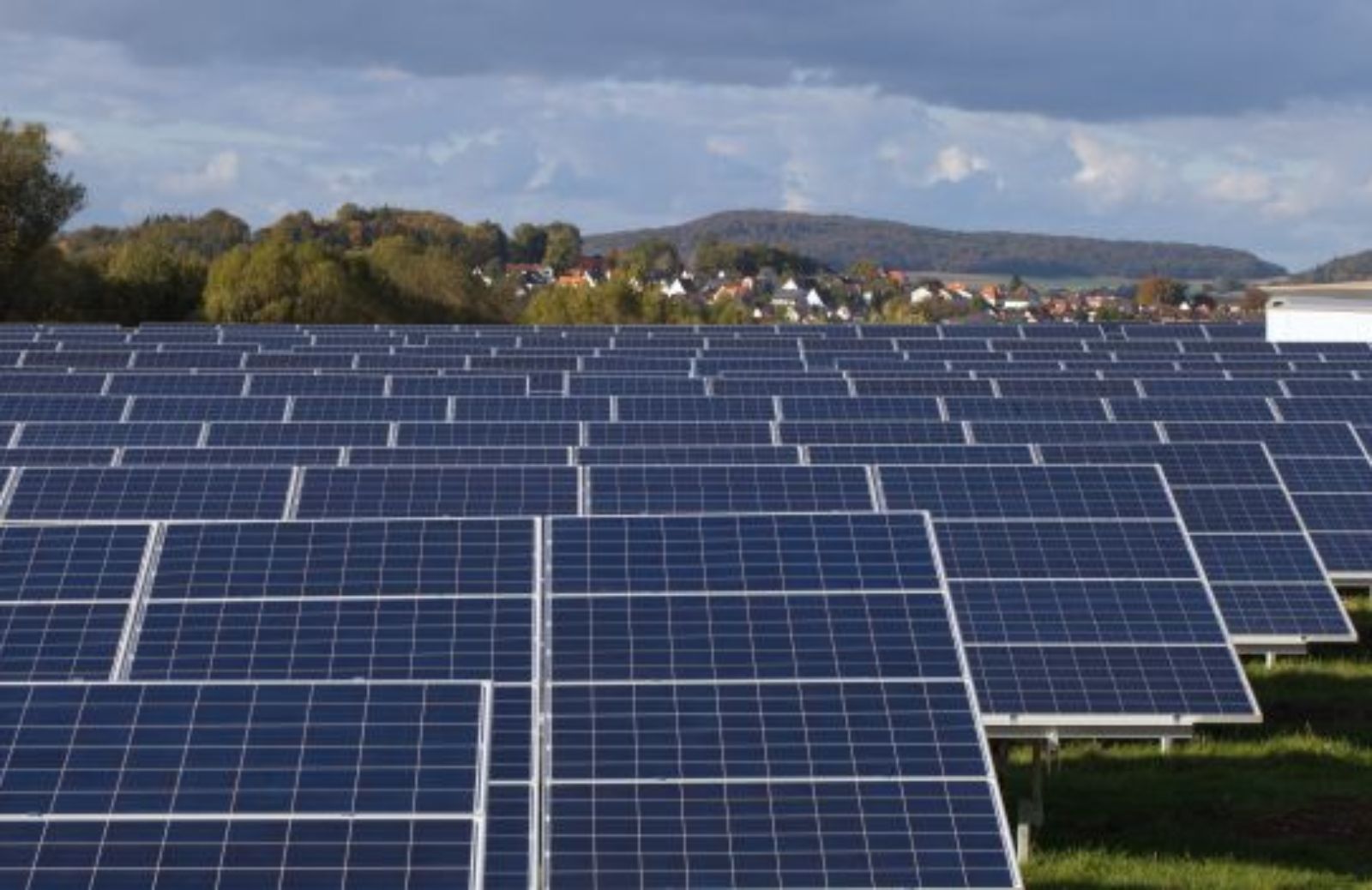 Come valutare i vantaggi e gli svantaggi di un impianto fotovoltaico