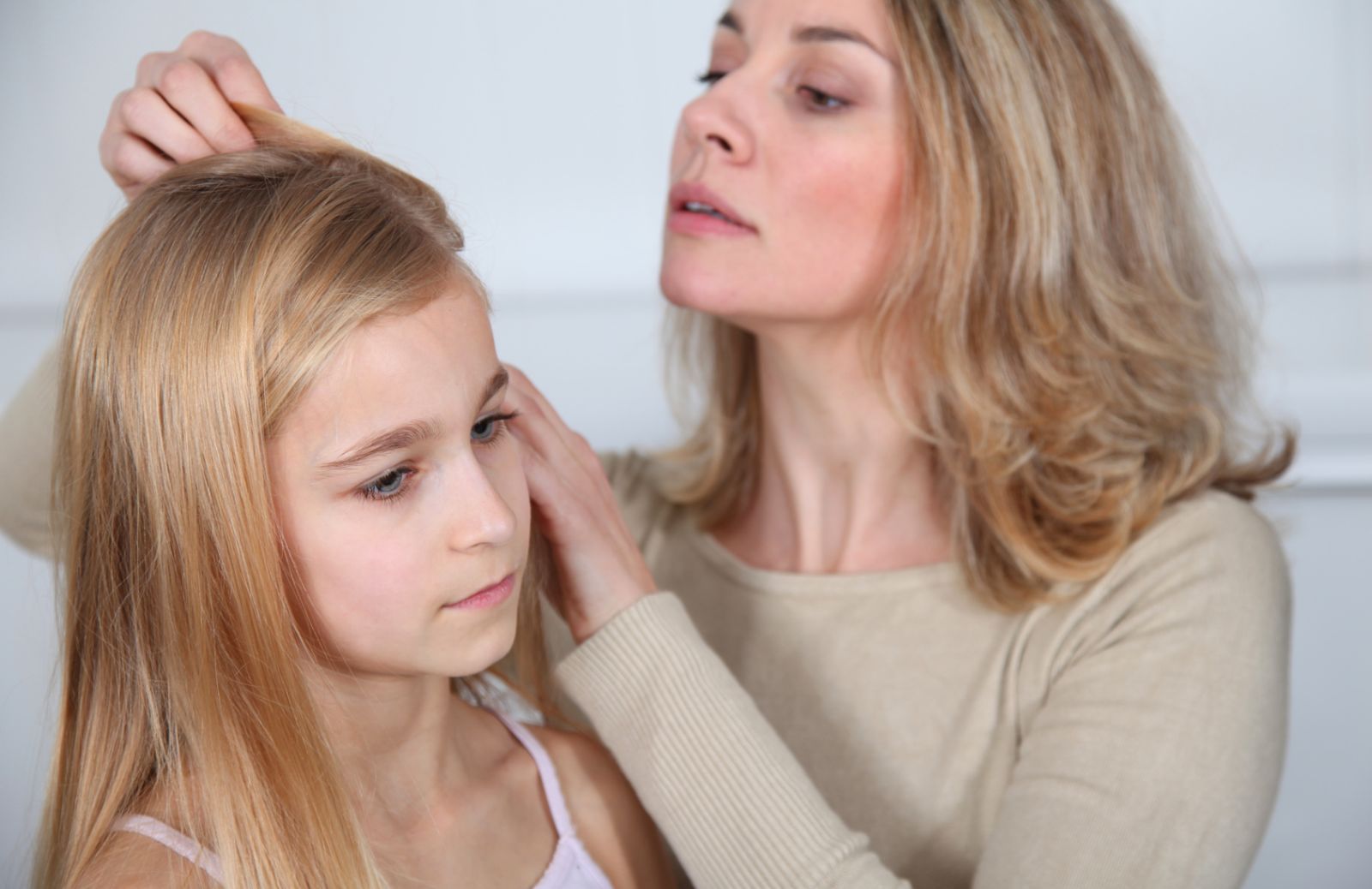 Combattere i pidocchi nel bambino: i metodi naturali