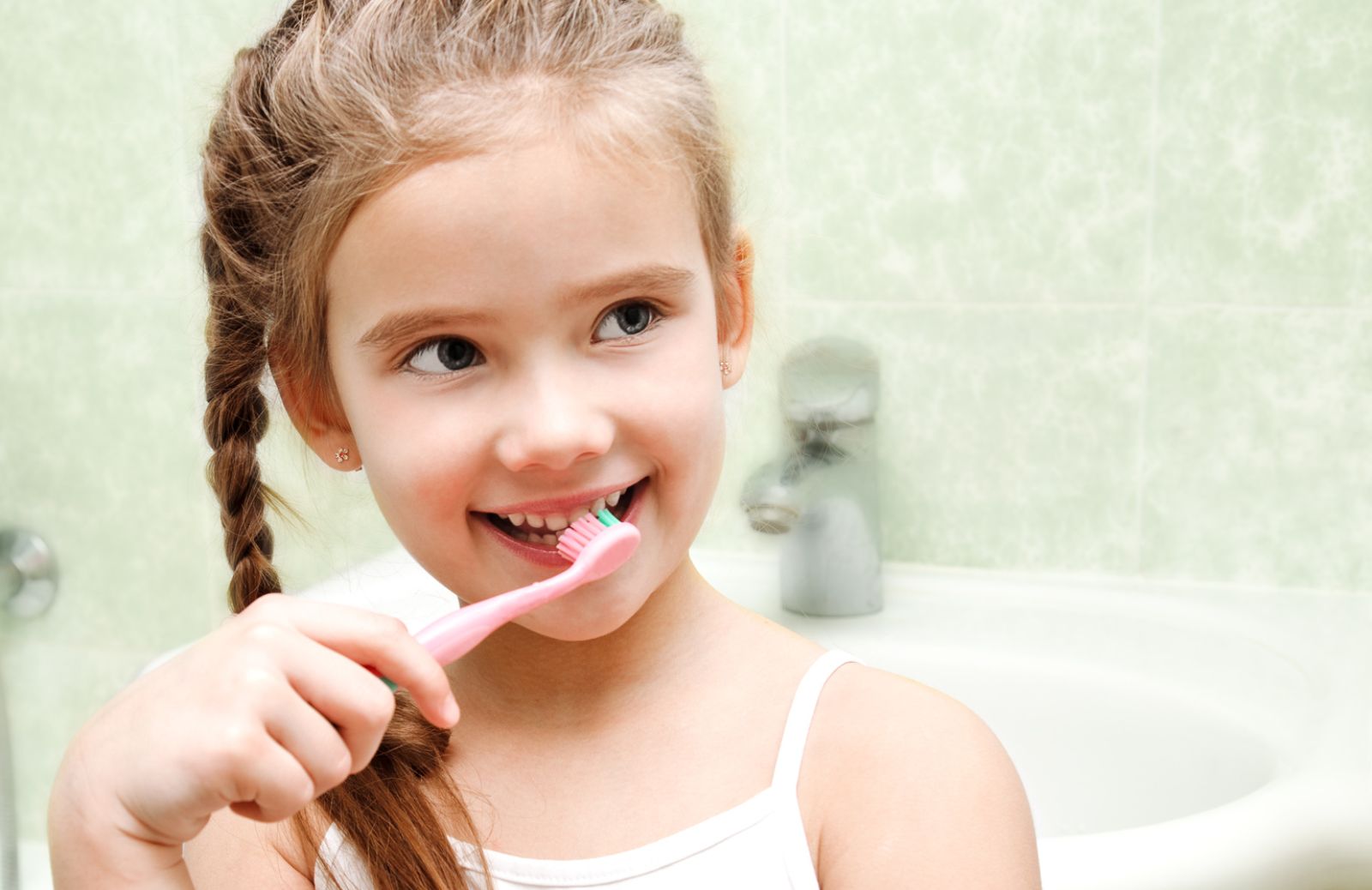 Come scegliere lo spazzolino da denti per i bambini
