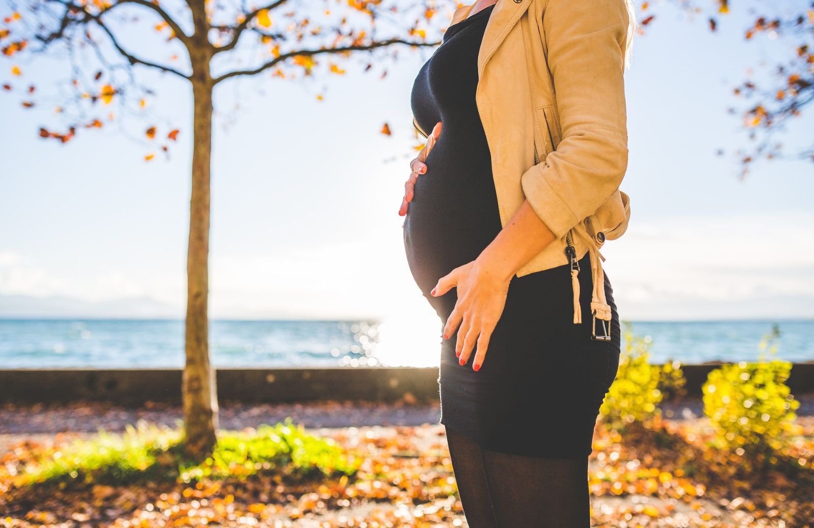 Piedi gonfi in gravidanza: le cause