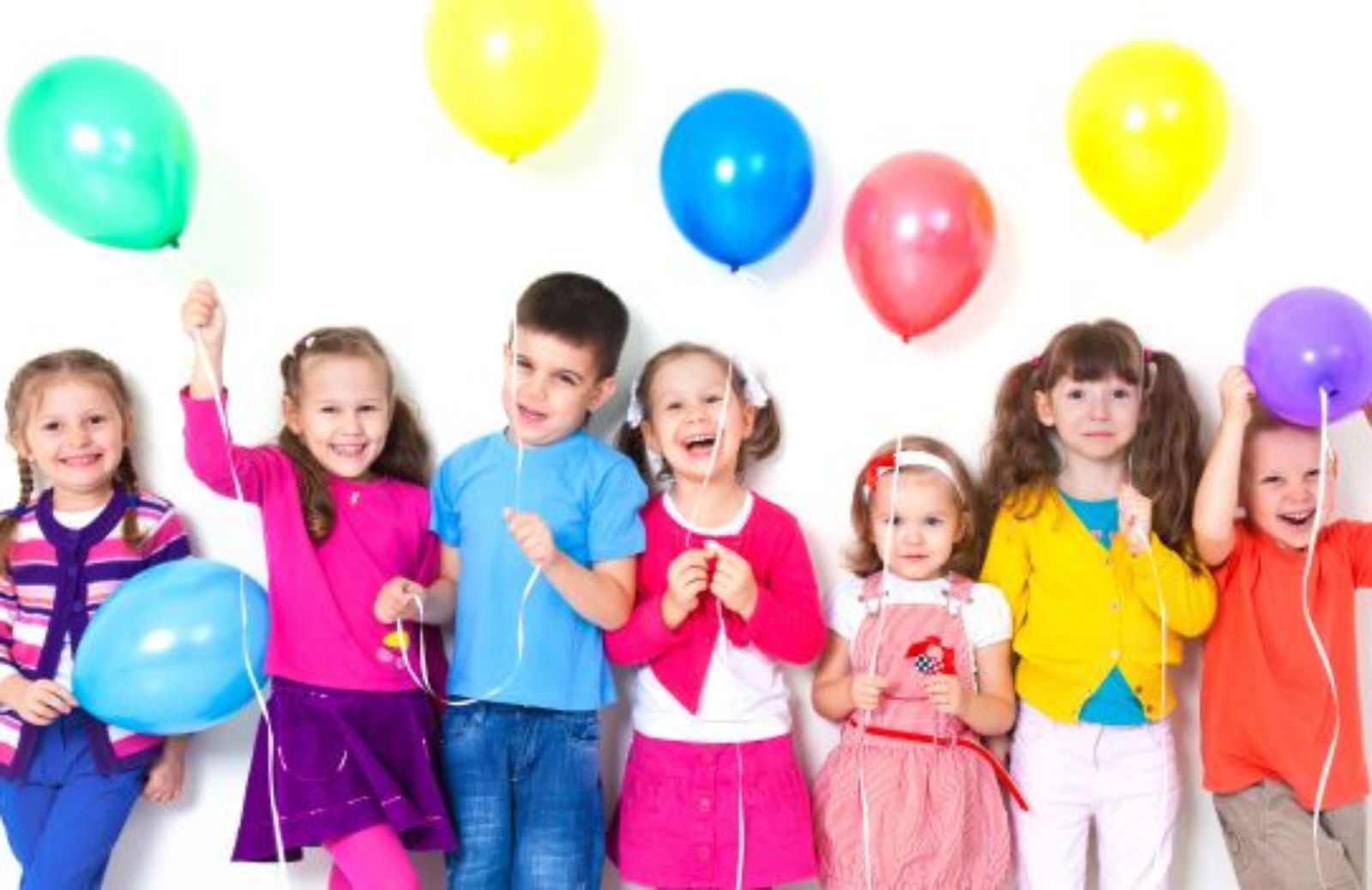 Feste per bambini: come realizzare una spada di palloncino per gli invitati
