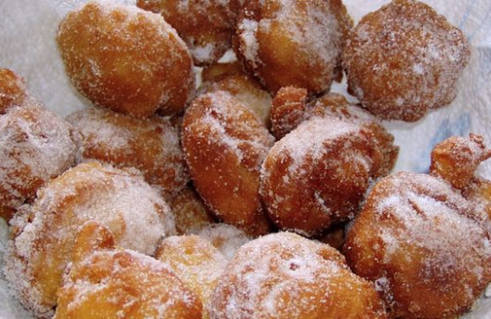 Come fare le frittelle di frutta per Carnevale