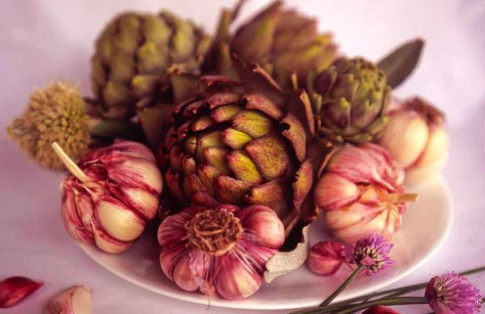 Come fare rose di carciofi e fragole per la festa della mamma