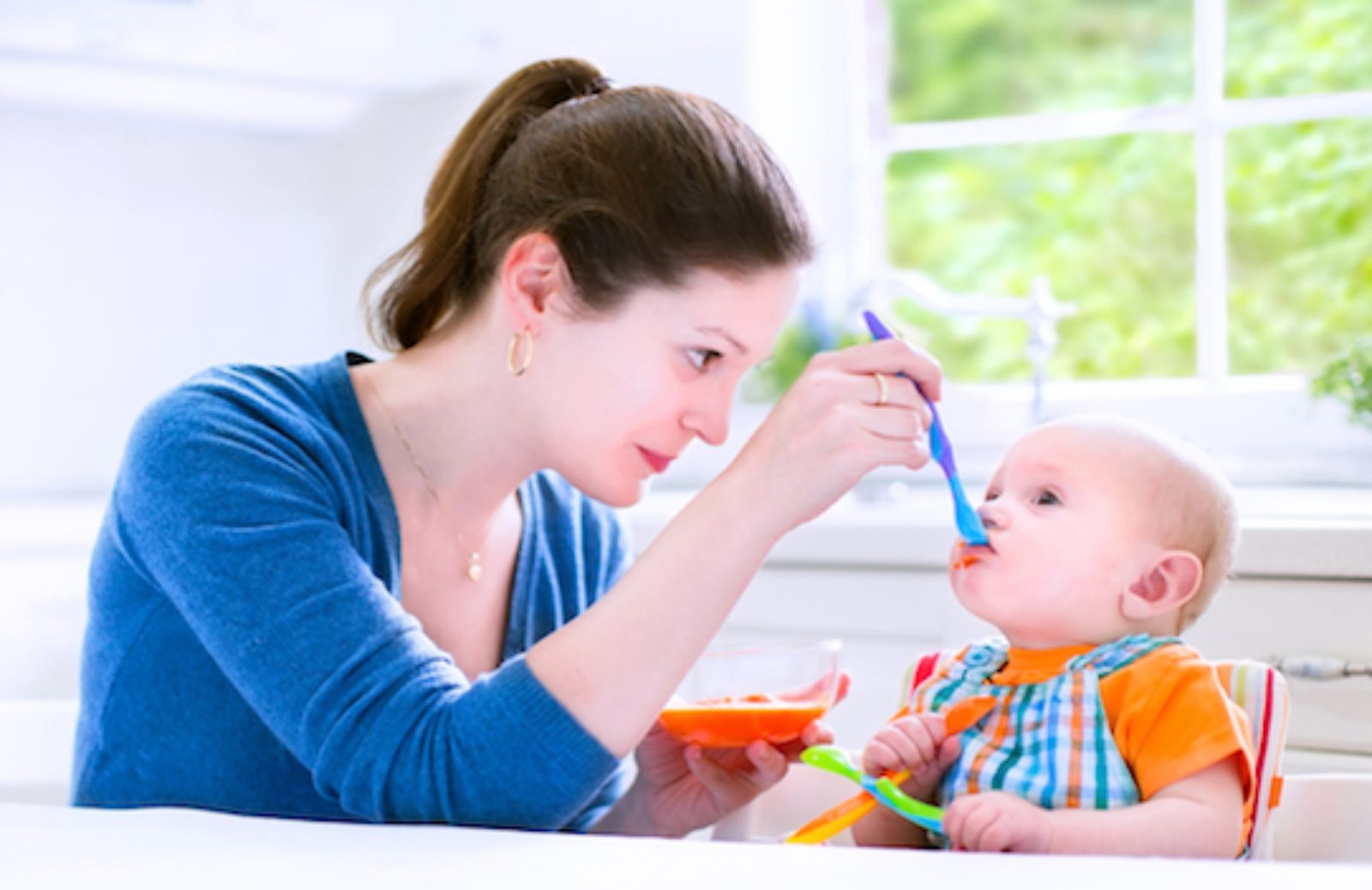 Alimentazione primi mesi arrivano le nuove linee guida