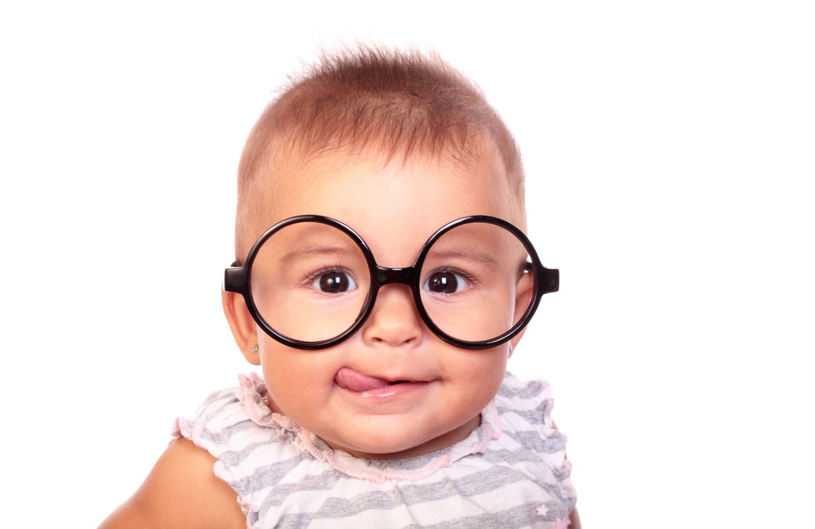 Aumenta il numero dei bimbi con gli occhiali: ecco perché