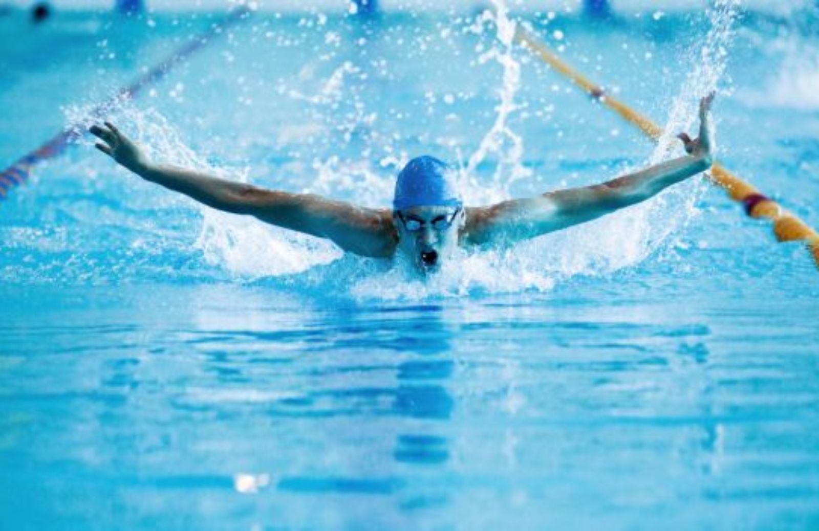 Come preparare il necessario per la piscina