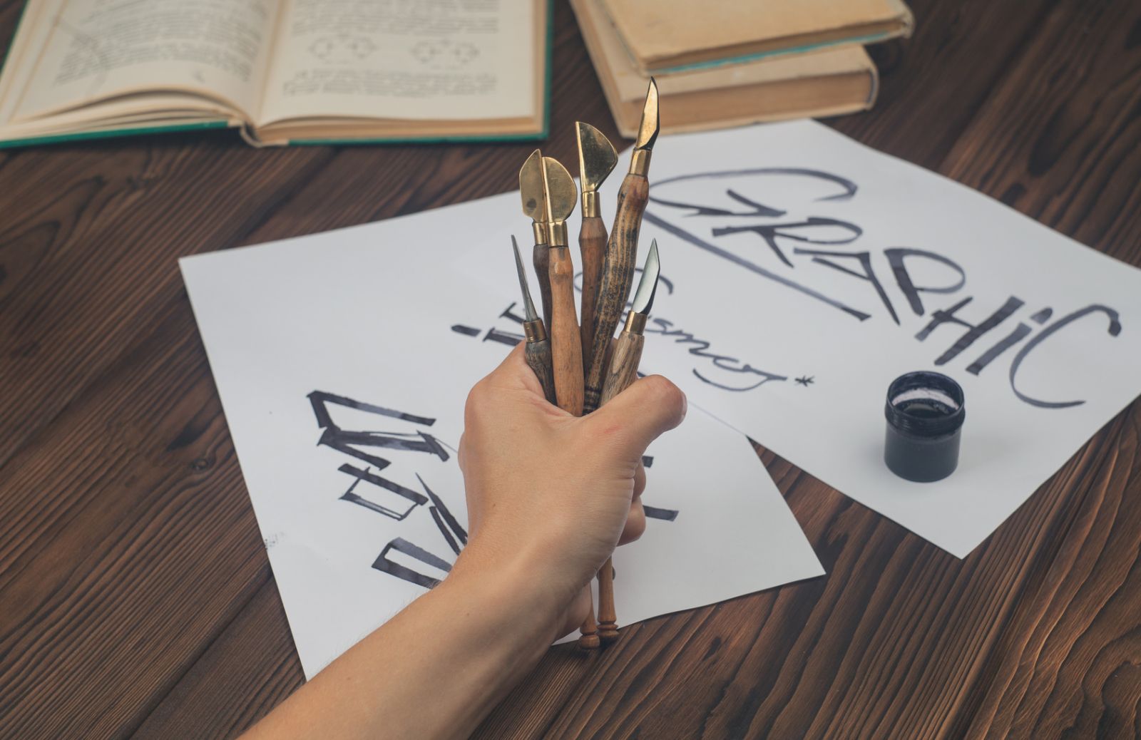 Lettering: i materiali per iniziare