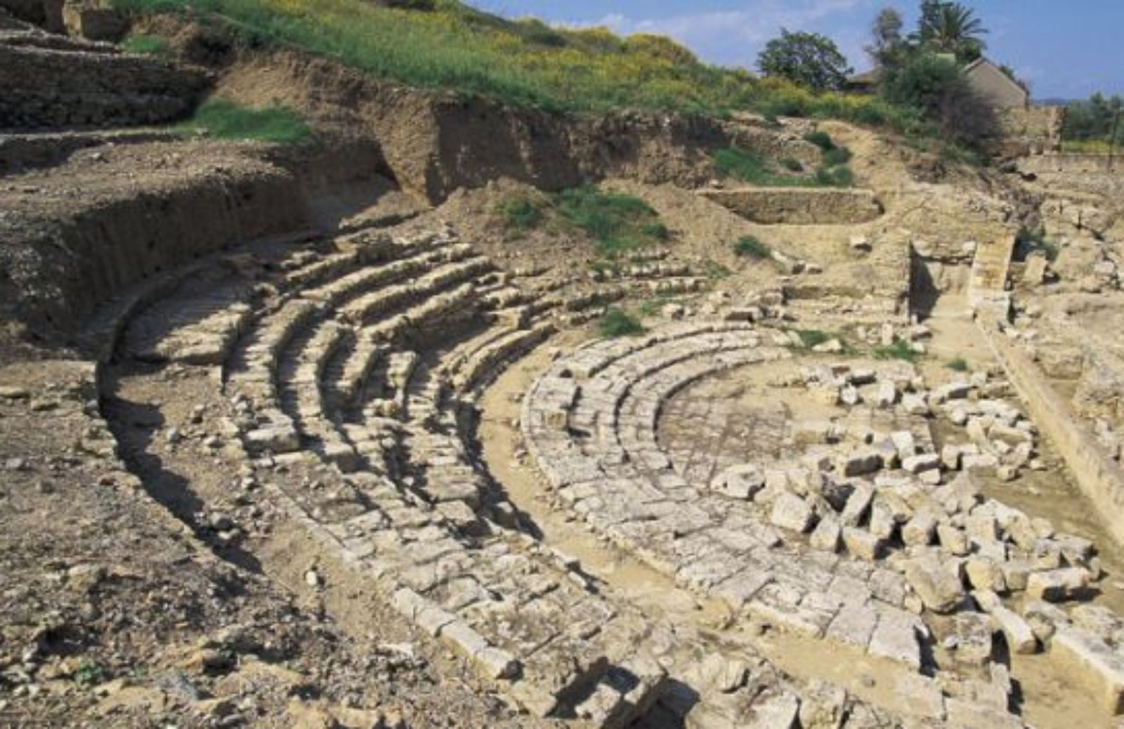 Le rovine di Roccelletta di Borgia