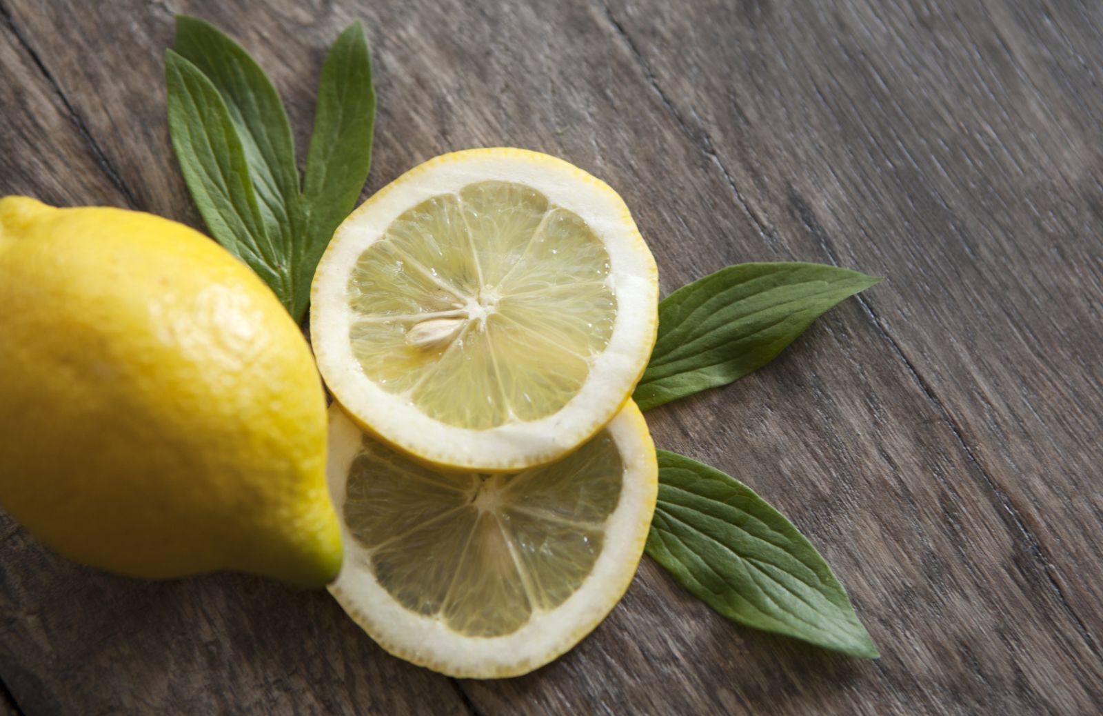 Alla scoperta del limone: proprietà nutrizionali e terapeutiche