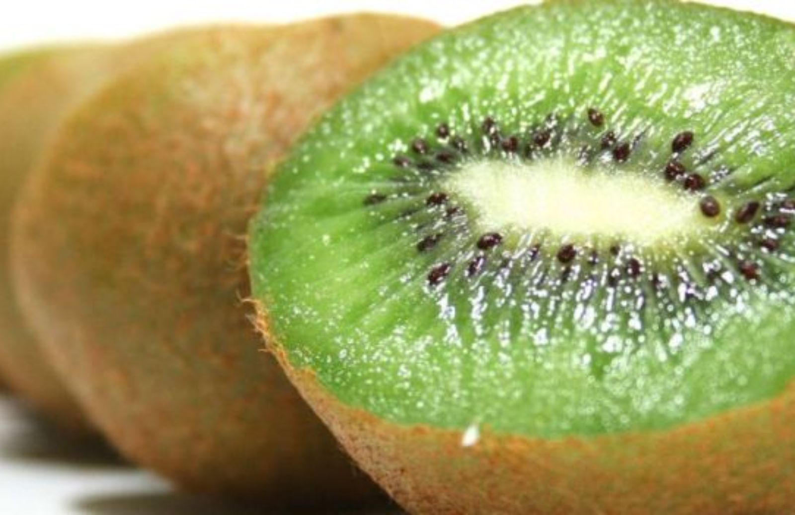 Come curarsi con i benefici del kiwi