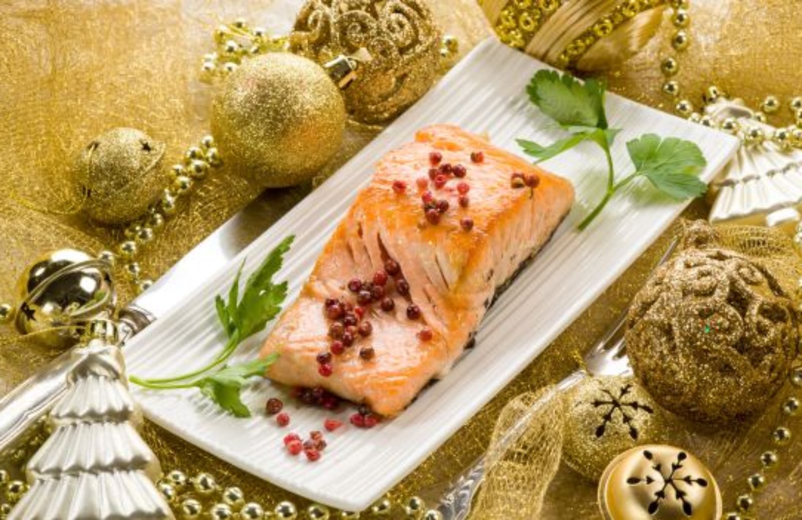 Come sfruttare i benefici del pesce a Natale: i consigli per risparmiare
