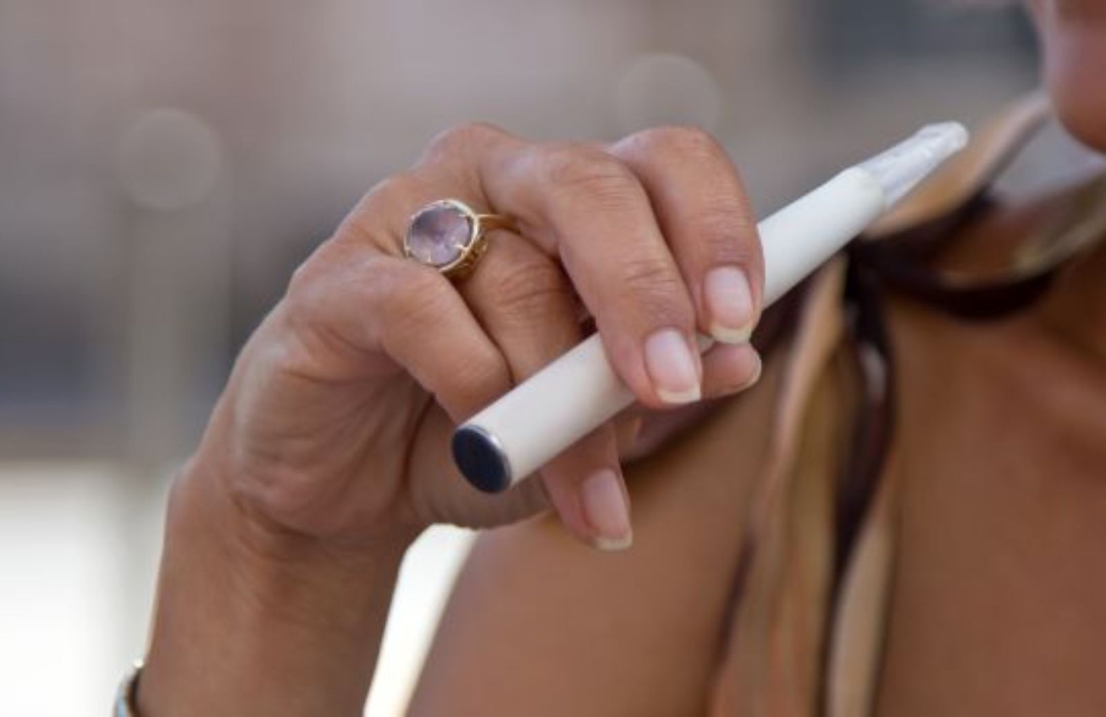 Come smettere di fumare con la sigaretta elettronica