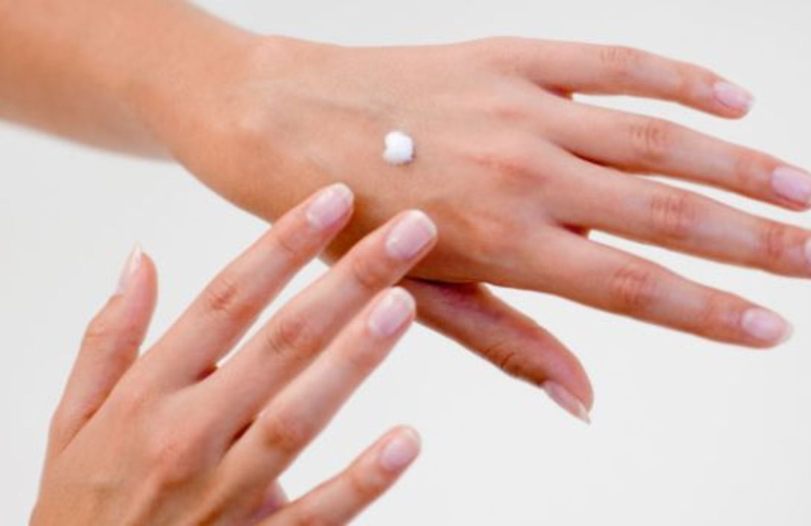 Come prevenire l'invecchiamento delle mani