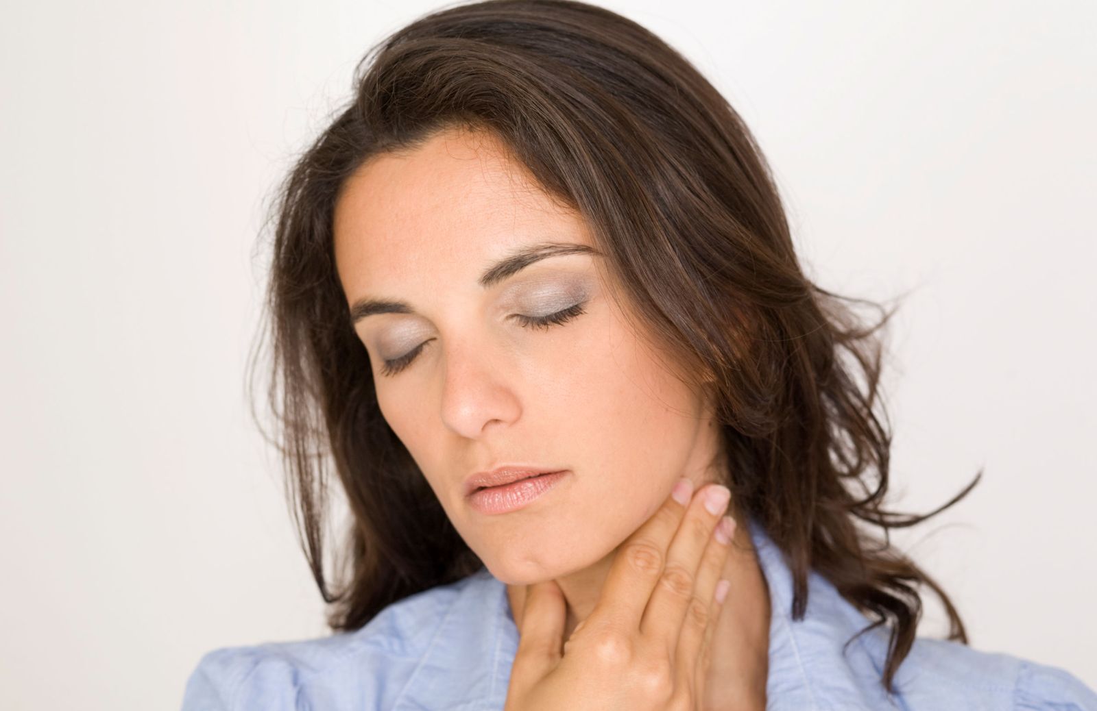 Linfonodi ingrossati sul collo: le possibili cause
