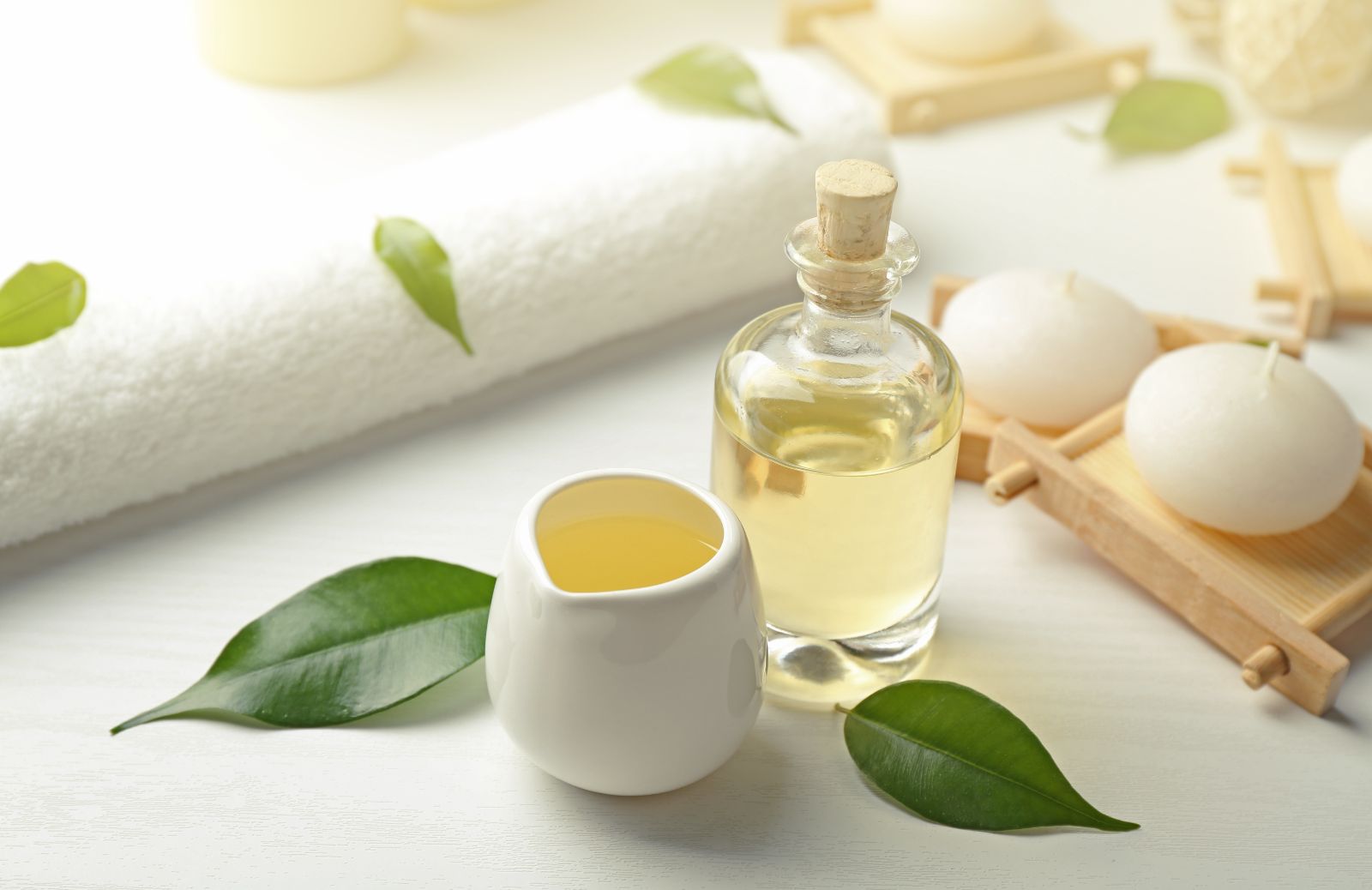 Tea Tree Oil: proprietà e usi dell'olio essenziale di Melaleuca