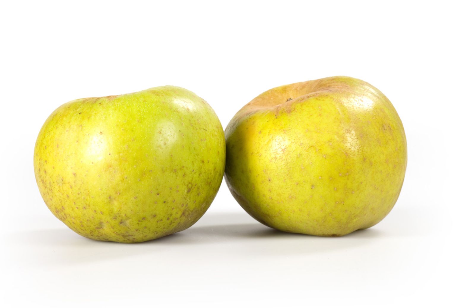 Cuore al sicuro con due mele al giorno: riducono il colesterolo cattivo
