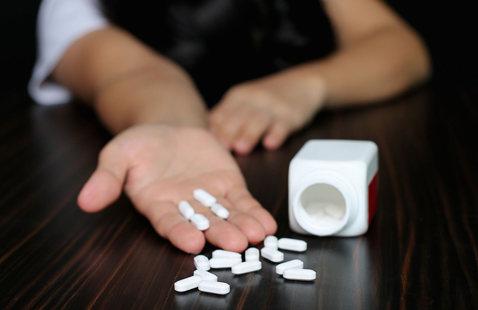 Farmaci, anche il paracetamolo nasconde dei rischi?
