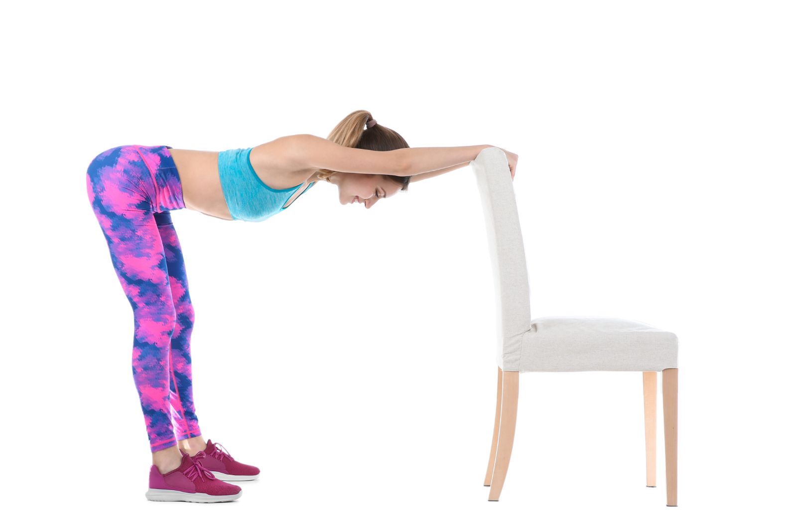 Esercizi con la sedia: workout total body