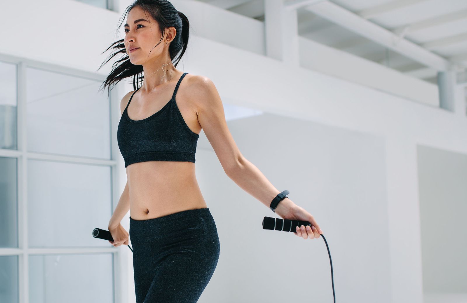 Tutto sul jump rope: cos'è e gli esercizi per cominciare