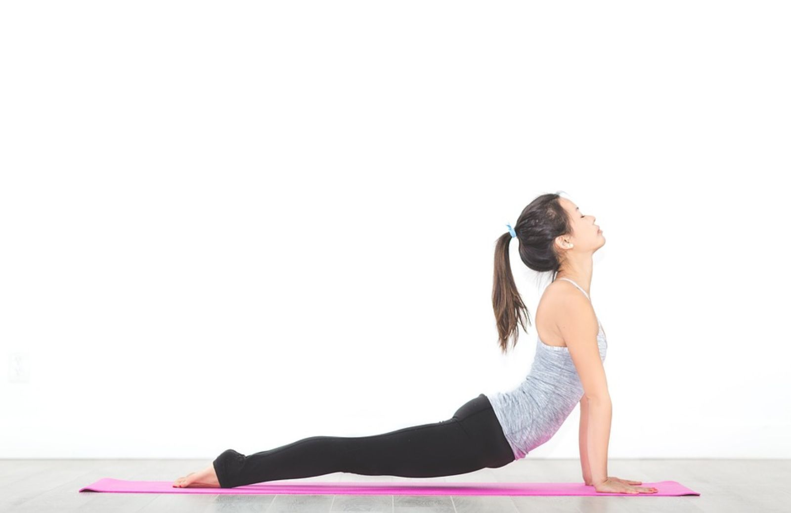Fare stretching: tutti i benefici per schiena, gambe, spalle, glutei