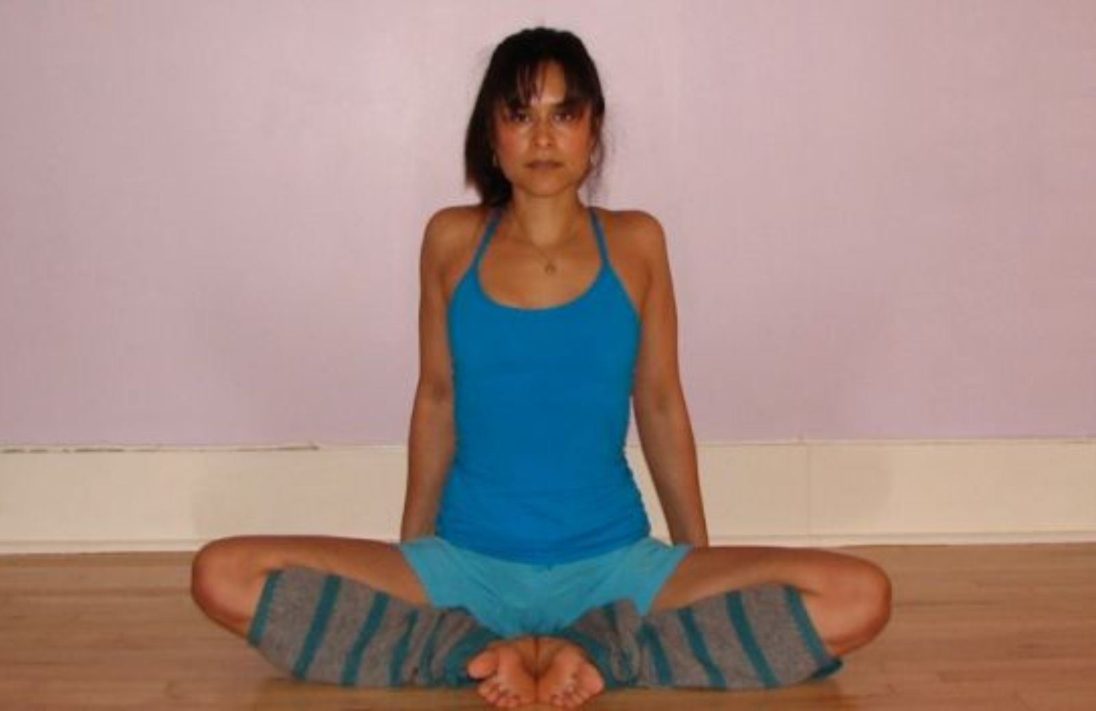 Come imparare a fare yoga: posizioni sedute. Baddha Konasana