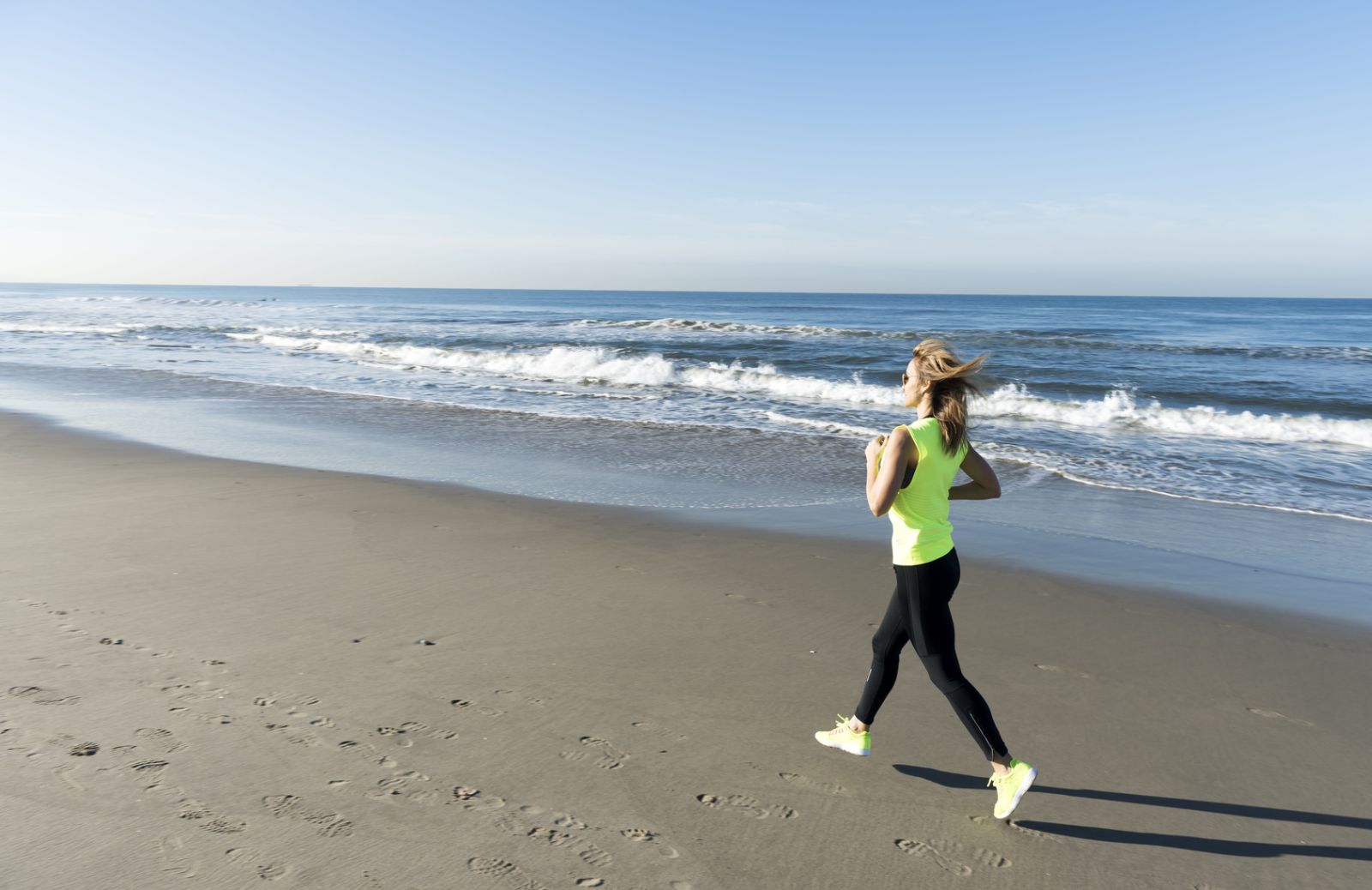 Come correre sulla sabbia: consigli e workout