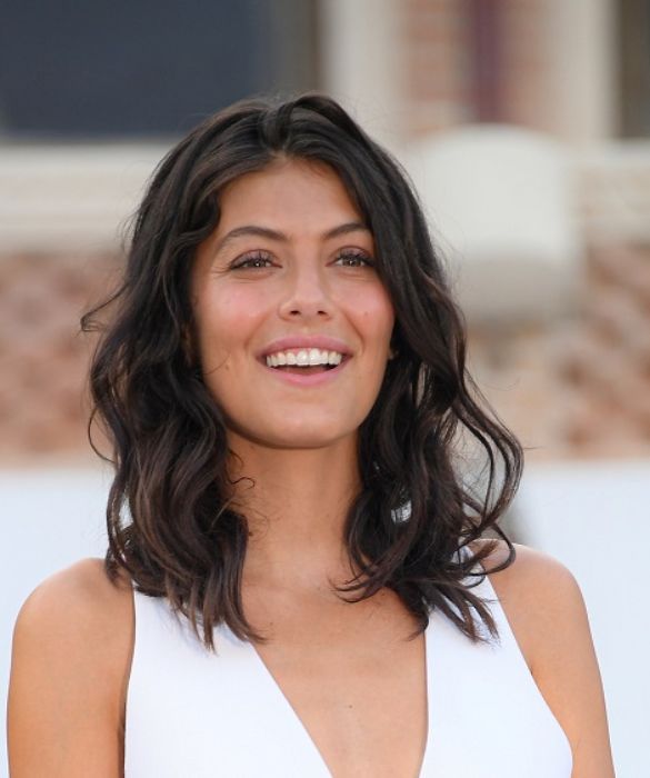 <p>Ne ha fatta di strada Alessandra Mastronardi dai tempi de I Cesaroni… ormai abituata a lavorare in produzioni internazionali, nel 2019 è stata la madrina della 76esima edizione della Mostra del Cinema di Venezia. Ecco i <a href=