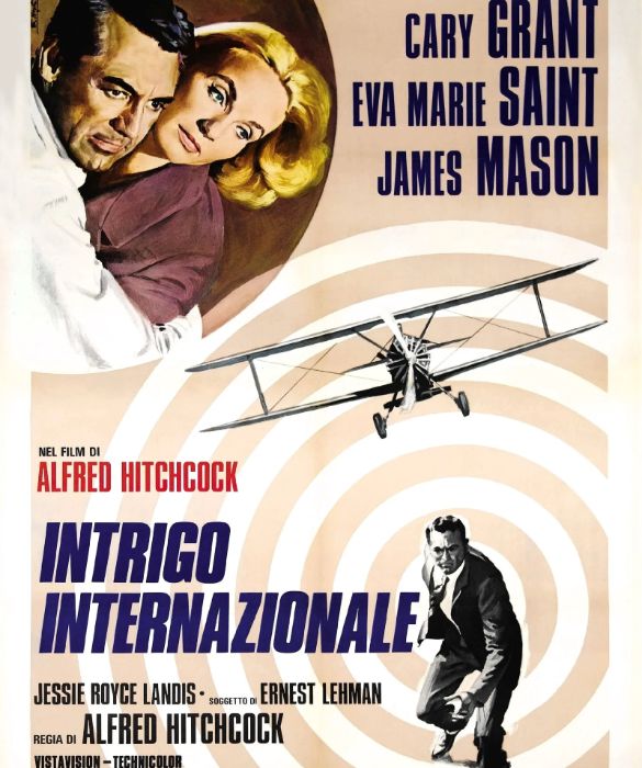 <p>Tra tutti i film di Hitchcock, è probabilmente quello con la sceneggiatura più intricata: azzeccato in questo caso il titolo italiano, sempre molto diverso dall’originale,<em> North by Northwest</em>. Iconica la scena di <strong>Cary Grant</strong> che corre nei campi inseguito dall’aeroplano.</p>
