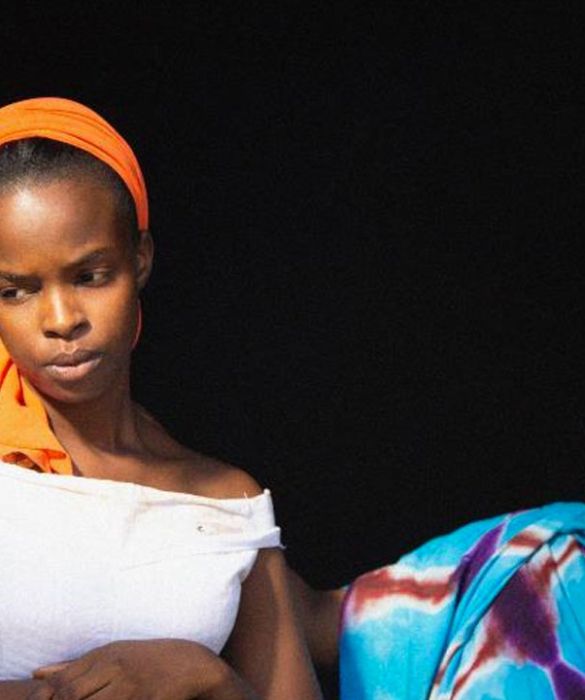 <p>La storia di Amina, praticante musulmana che vive nella periferia di N'djaména (Ciad). insieme alla figlia 15enne Maria, incinta e decisa a non tenere il bambino in un Paese dove l’aborto non è tollerato. Il racconto di una battaglia, da non perdere.</p>
