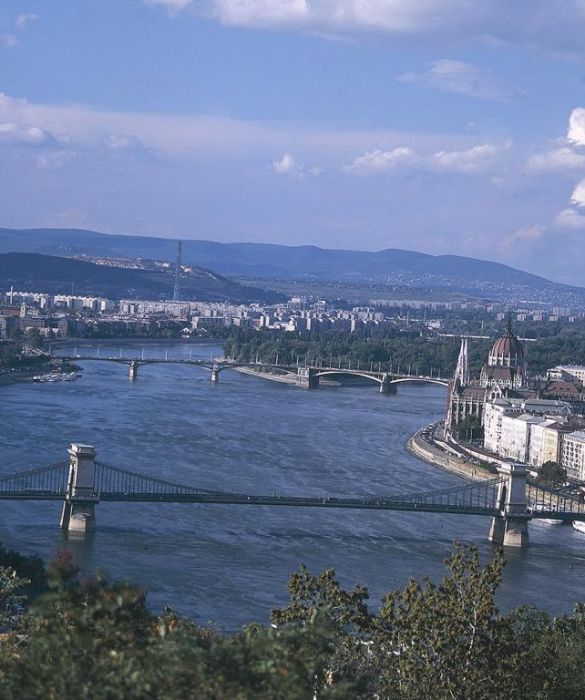 Regalate a chi amate un weekend da trascorrere nell'affascinante Budapest: non ve ne pentirete! 