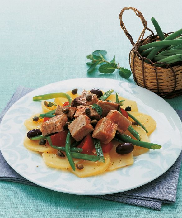 Fresca e veloce da preparare: insalata di tonno e patate